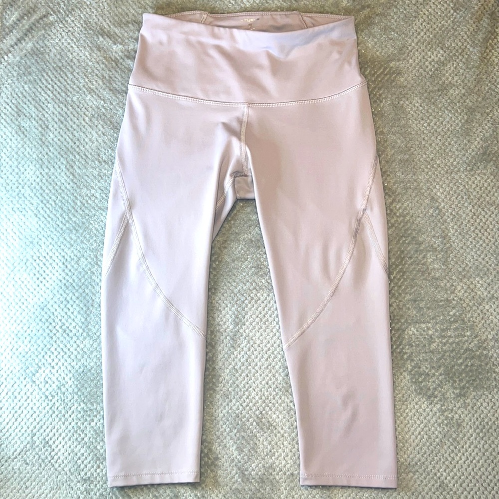 Light Pink Capri Leggings - Layer 8